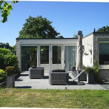 Huijsmansverhuur Сasa de vacaciones *